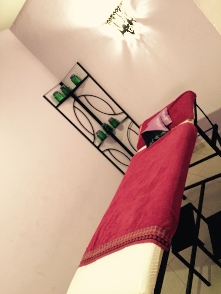 Flathotel 6/34