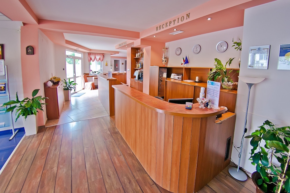 Hotel Amfora 10/69