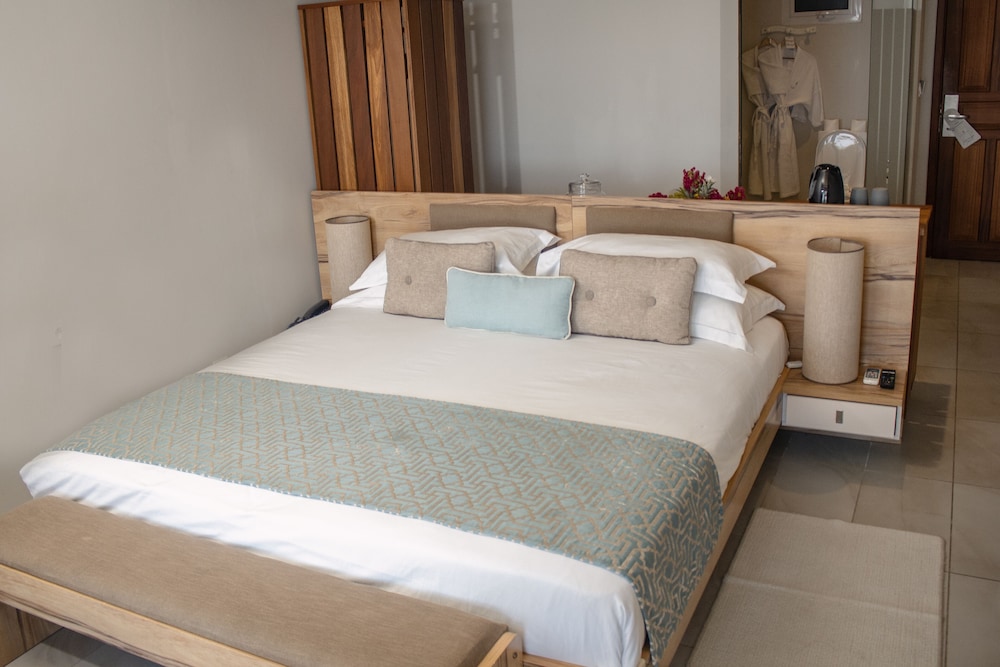 Le Peninsula Bay Beach Resort & Spa 14/50