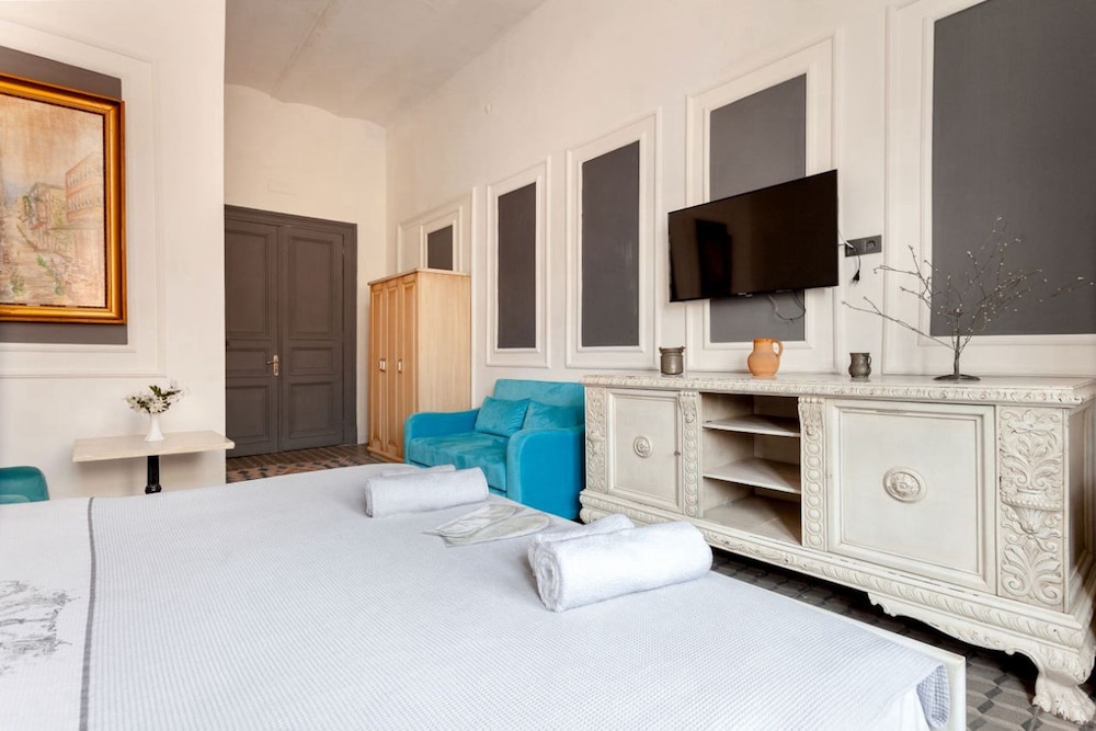 Cezayir Rooms 33/60