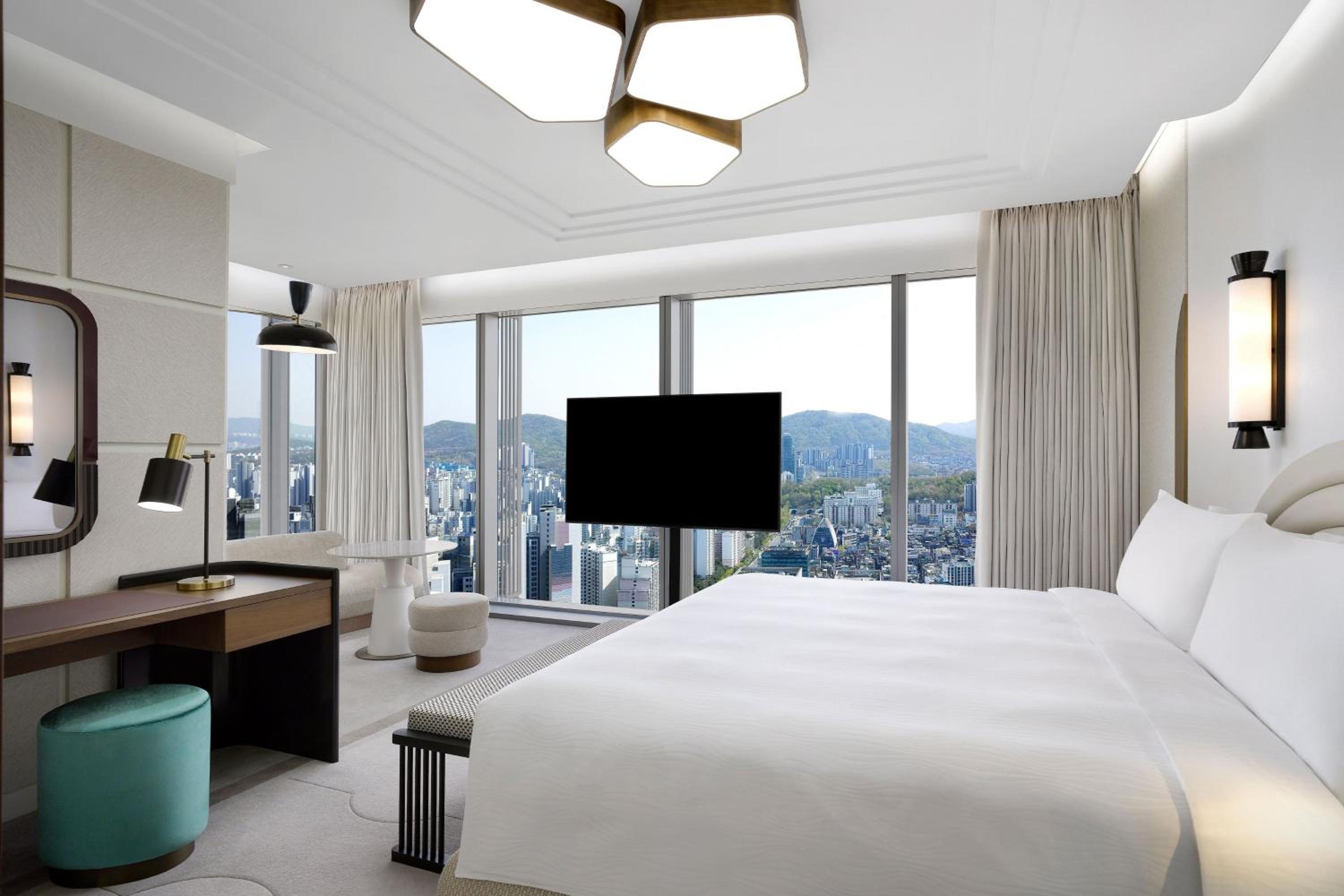 1 Bedroom, Grand, Master, Suite, City View
