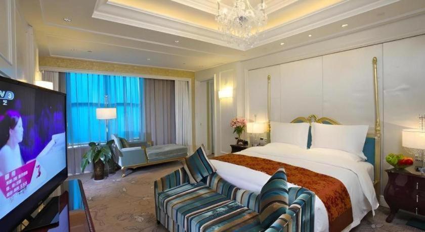 Jian Guo Hotel Yun Cheng 11/50