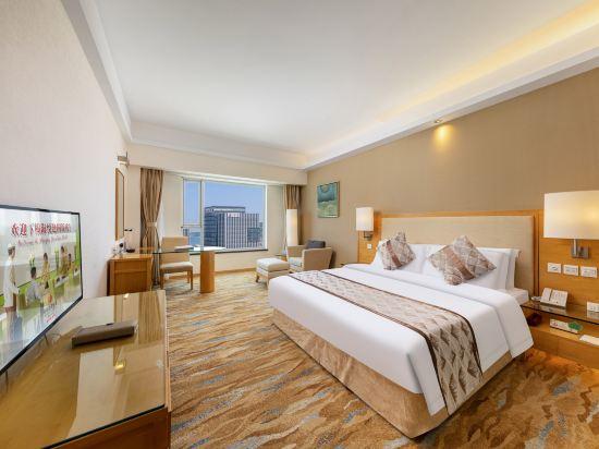 Executive, Queen Bed, Haiyue Jianguo Hotel 2/2