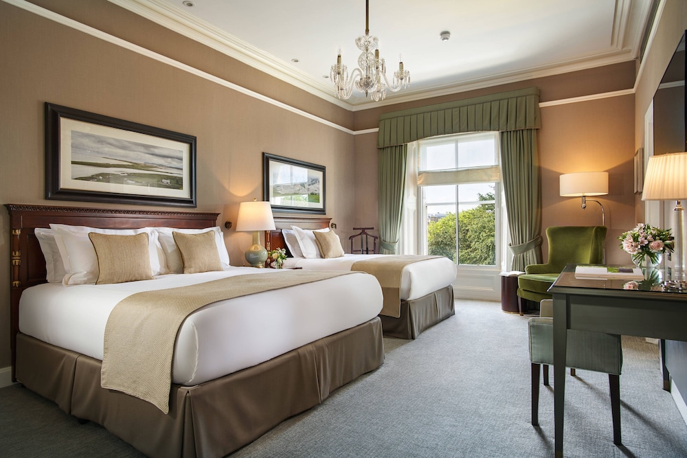 Shelbourne Hotel 11/55