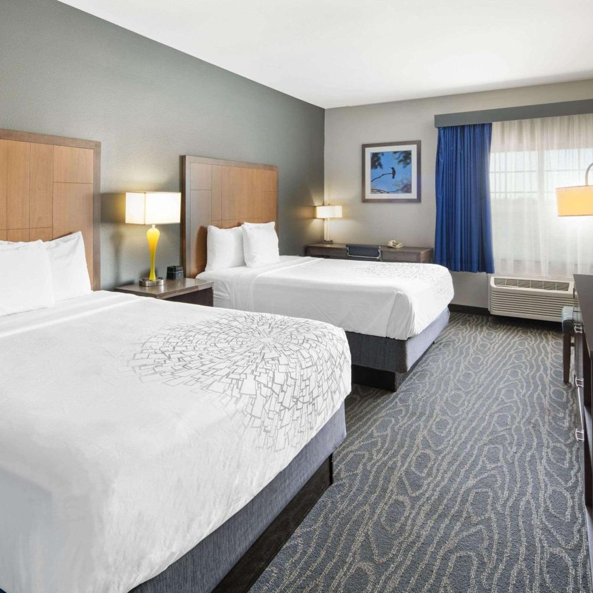 Deluxe, 2 Queen Beds