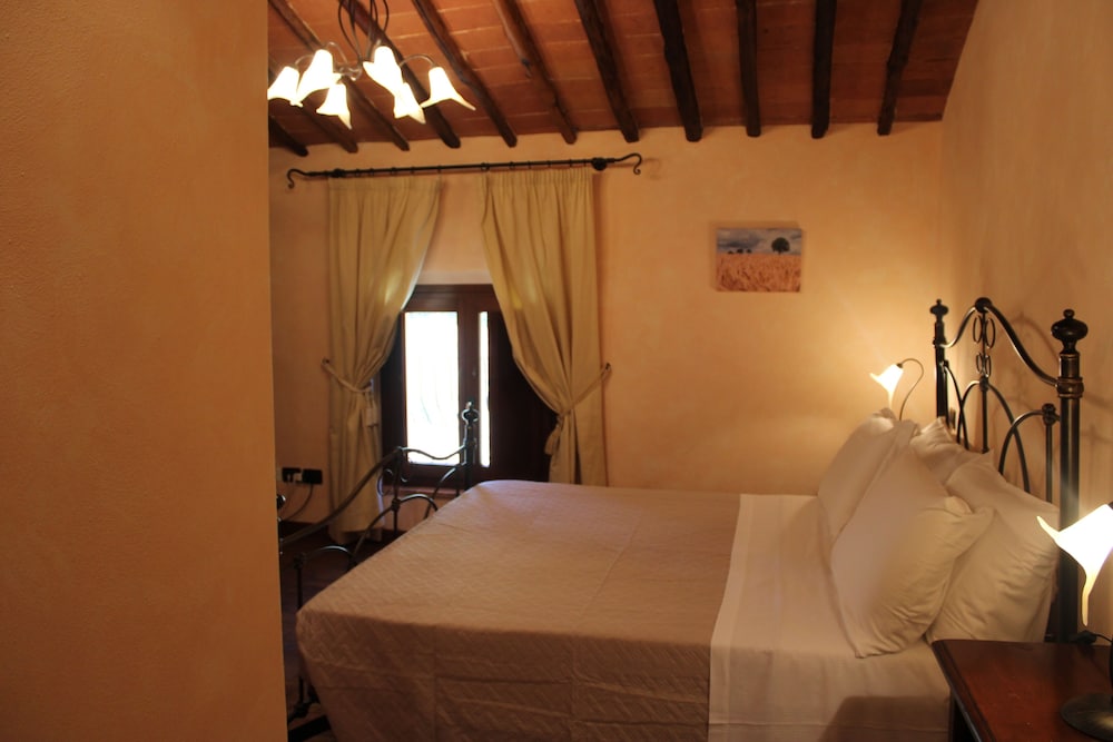 Nuovo Etruria Resort 10/26