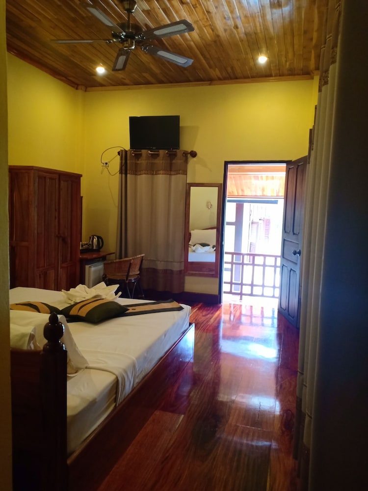 Villa Somphong 30/50