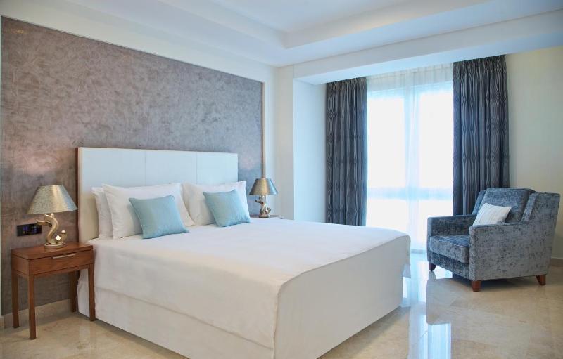 Room at Millennium Executive Apartments Muscat, MUSCAT
