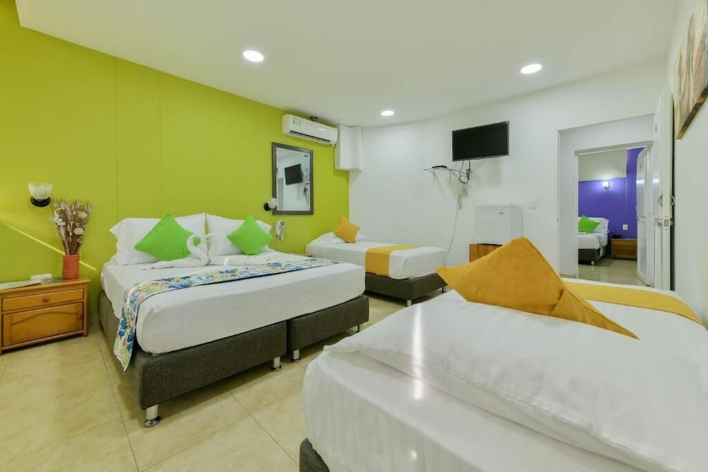 Hotel Grand Caribe 12/33