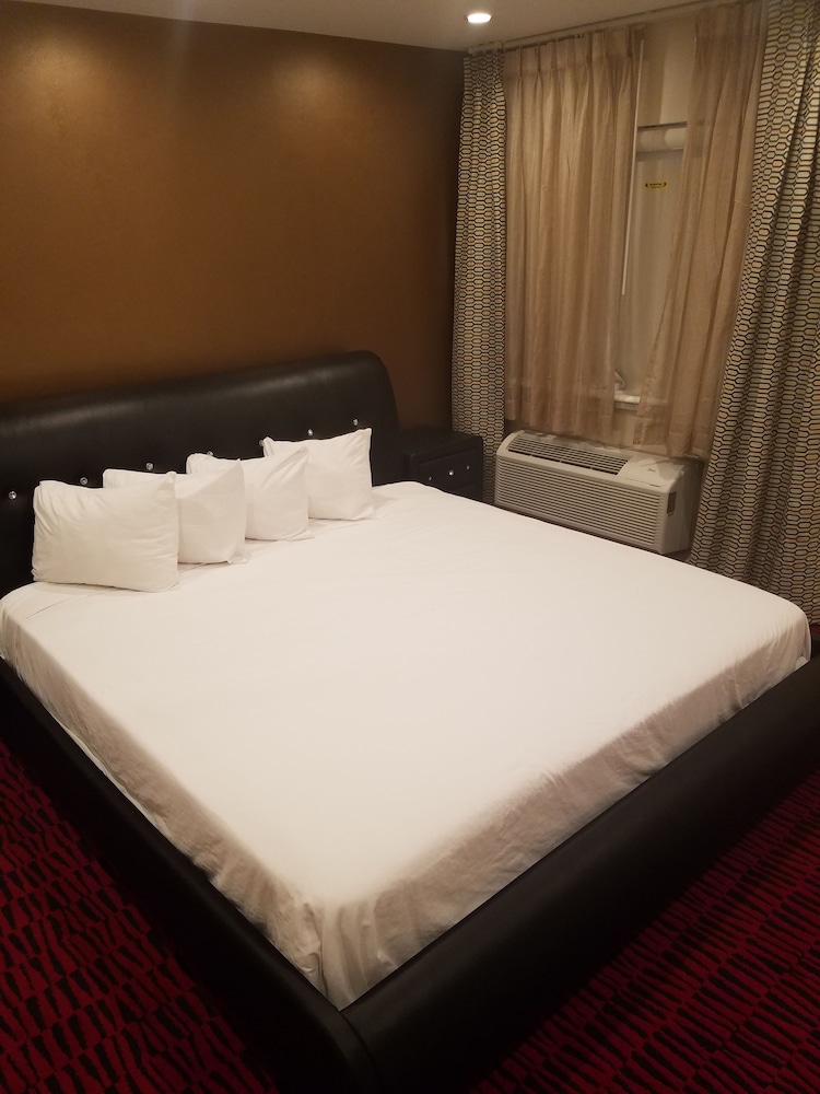 Baymont by Wyndham Chicago/Alsip 13/35