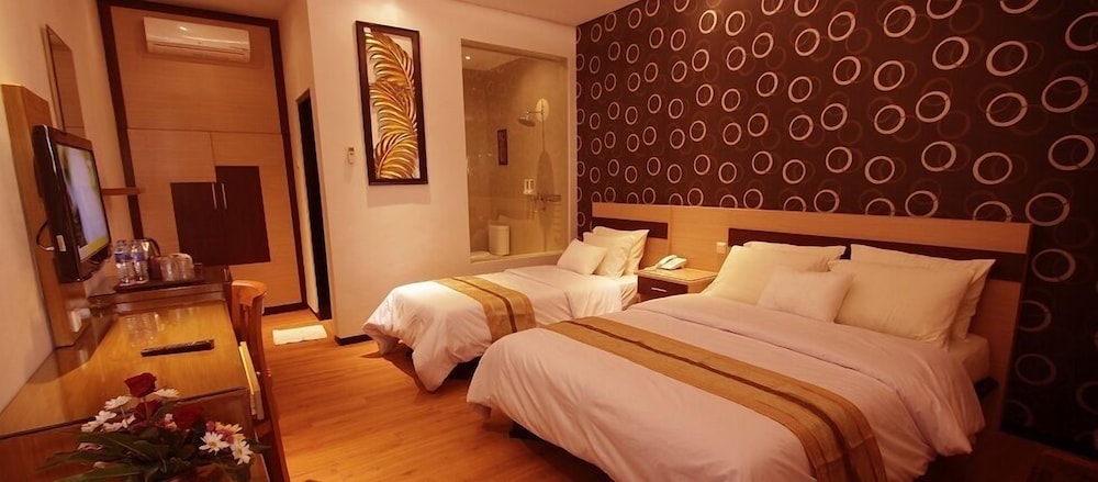 Kusuma Agrowisata Resort Convention Hotel 22/64