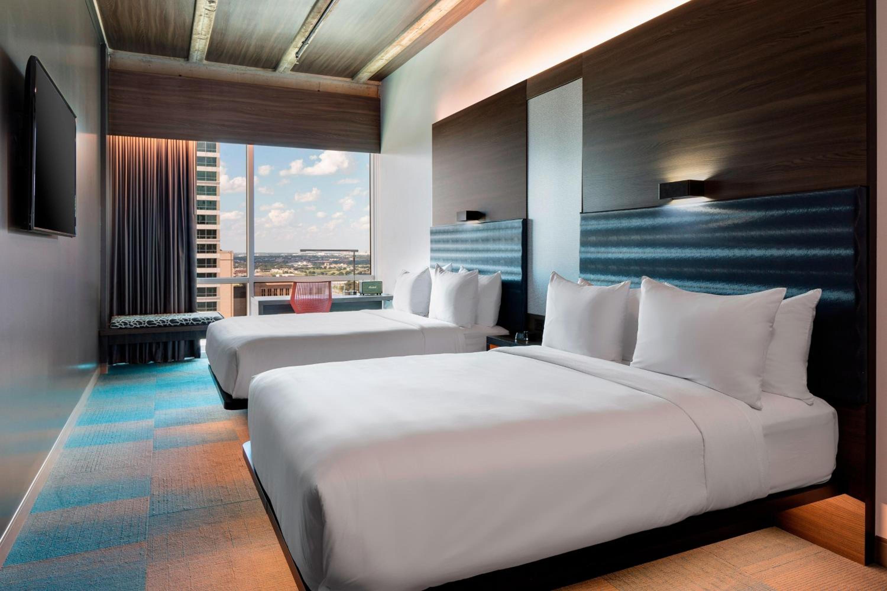 Aloft, Guest Room, 2 Queen Beds