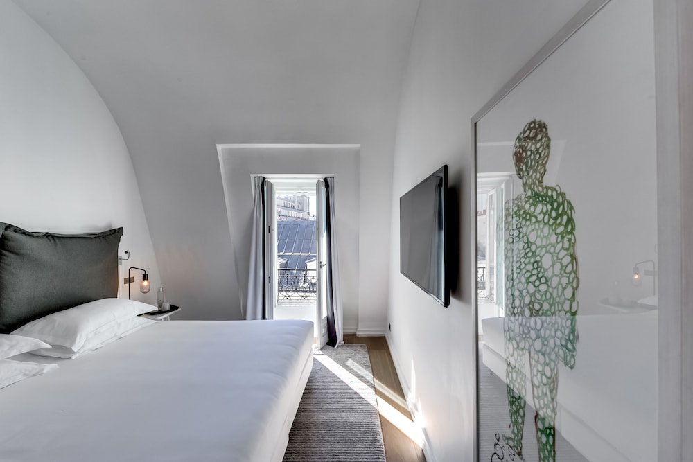 Le A Hotel 19/40