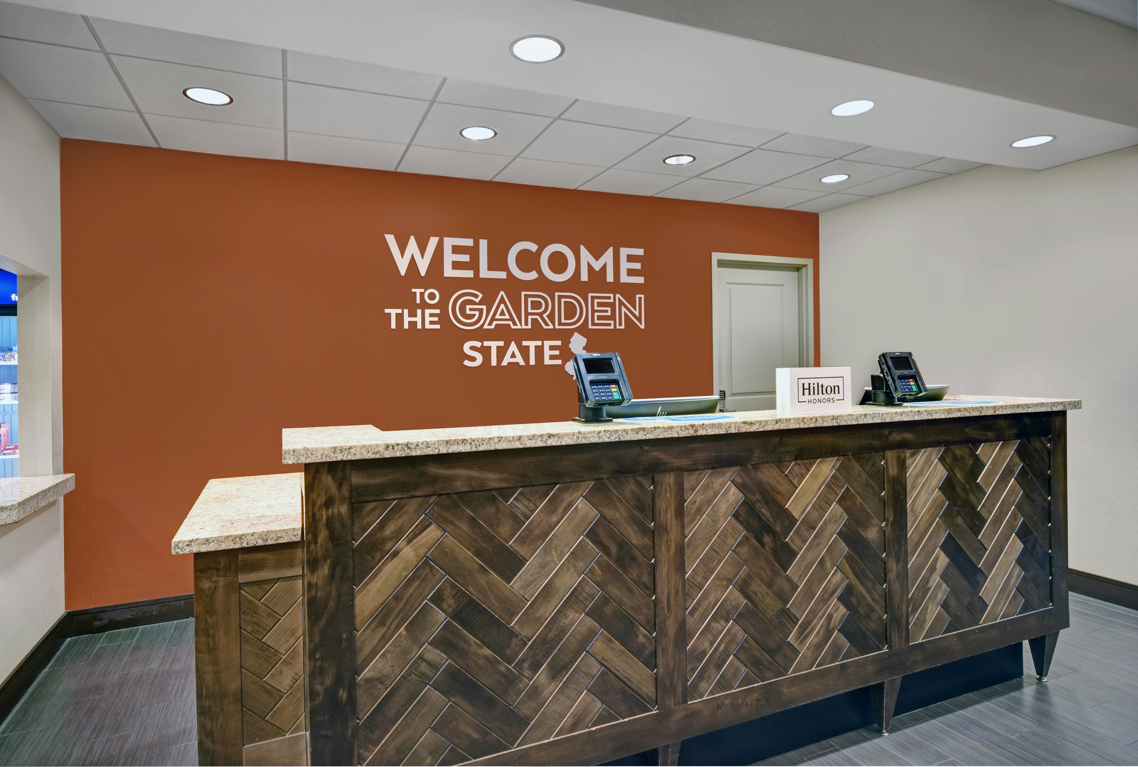 Hampton Inn And Suites Robbinsville 4/57