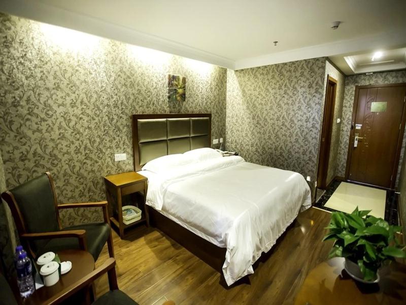 GreenTree Inn Bozhou Agricultural Trade City Express Hotel 32/47