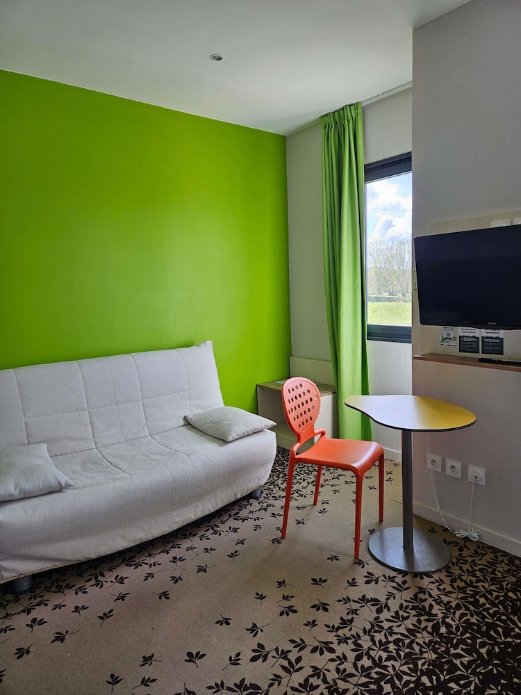 Ibis Styles Villeneuve Sur Lot Hotel 13/68