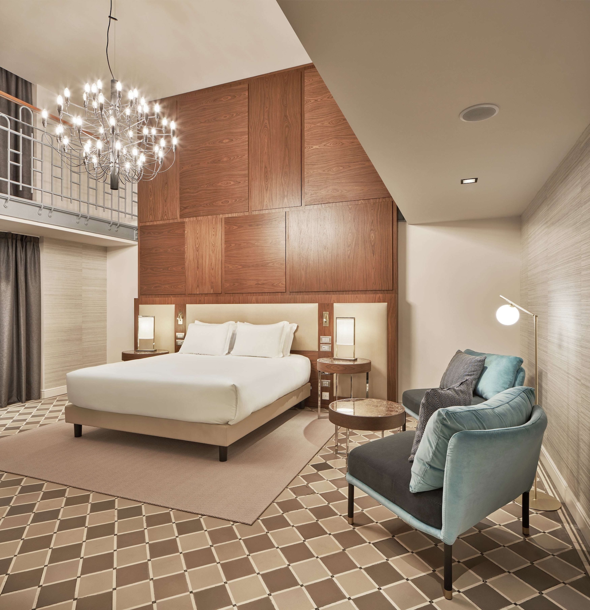 Historical, Junior Suite, King Bed, Sofa