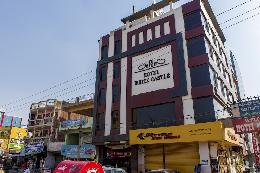 Fabhotel White Castle Sez 1/50