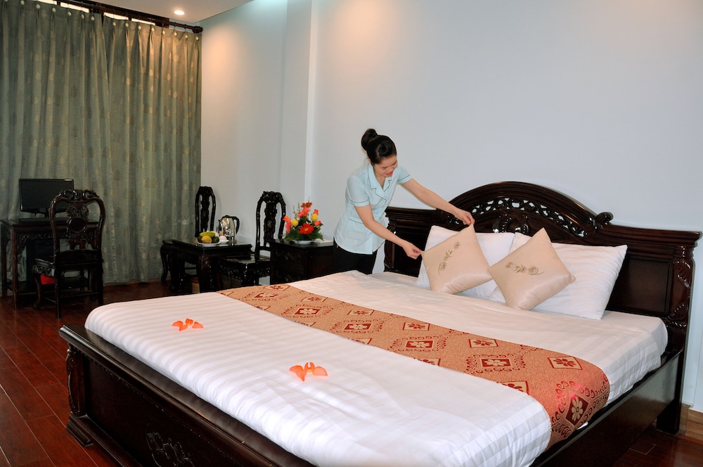 Thai Binh Hotel 2 25/58