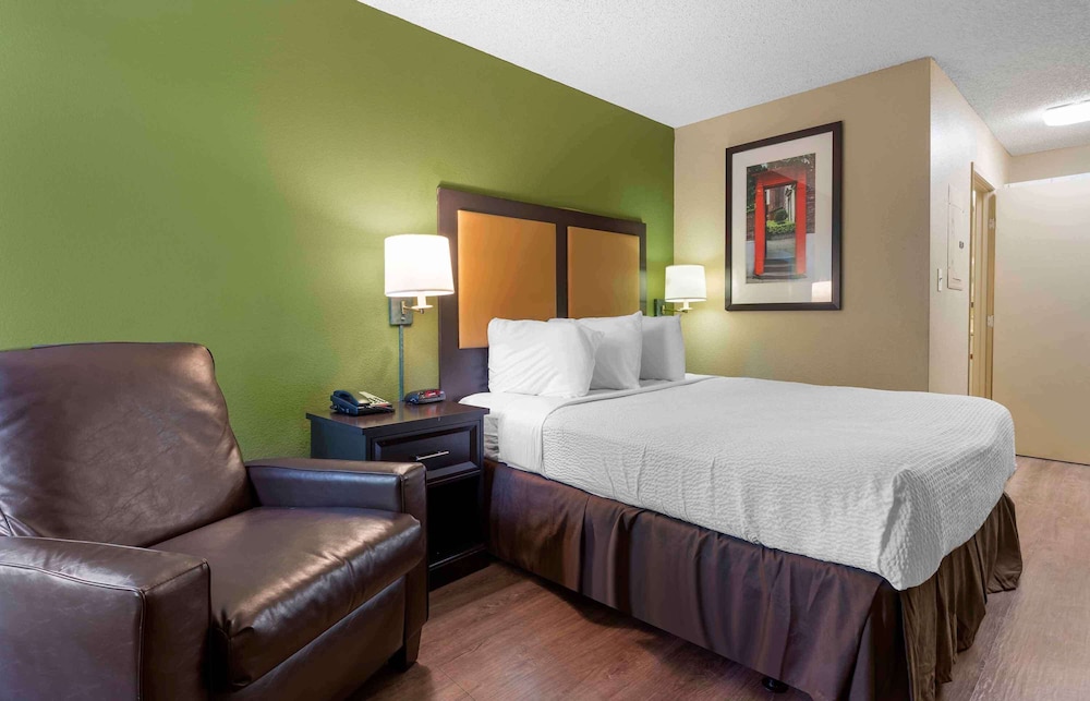 Extended Stay America Suites Sacramento - South Natomas 26/51