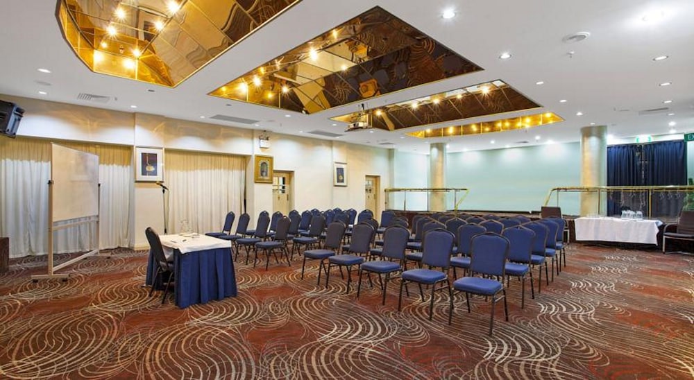 Mercure Maitland Monte Pio 44/50