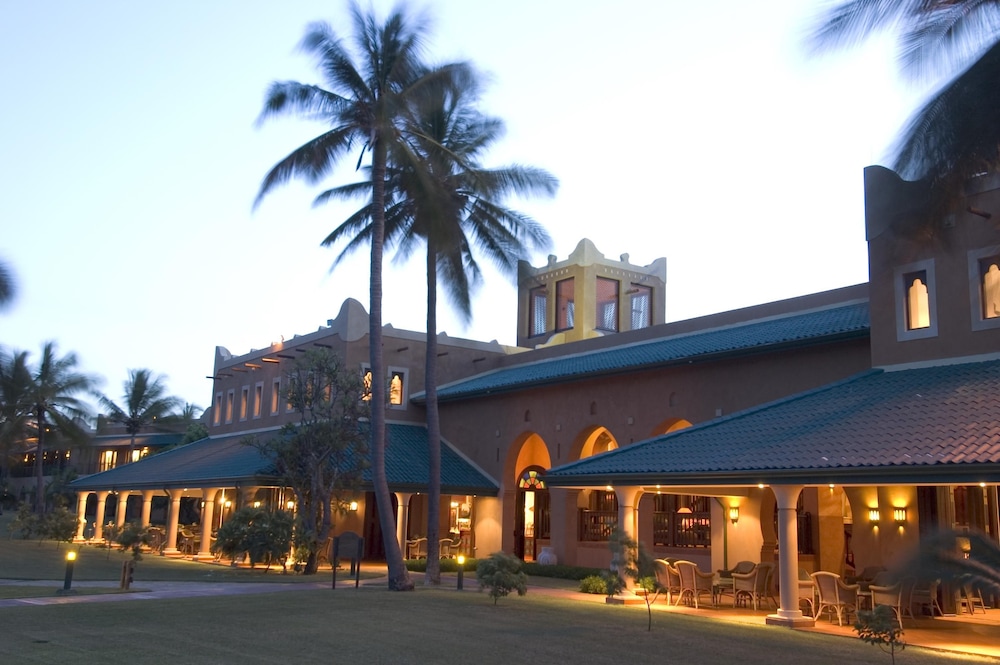Avani Pemba Beach Hotel And Spa 4/80