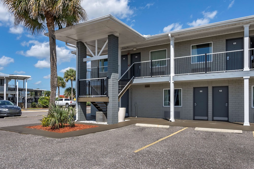 Best Western Space Shuttle Inn 3/42