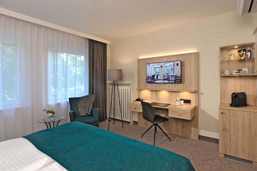 Best Western Premier Alsterkrug Hotel 12/57