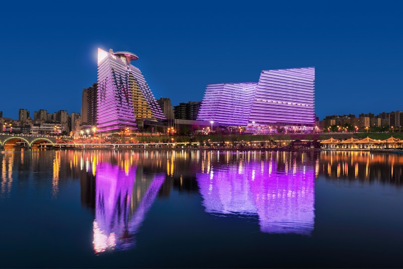 W Xi'an 44/45