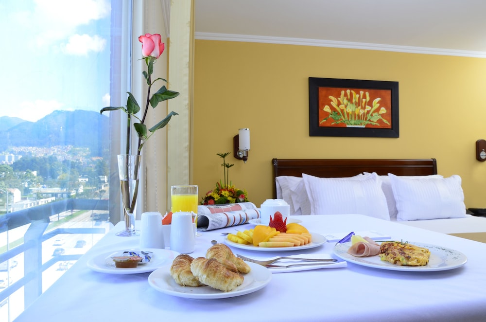 San Pablo Hotel 27/65