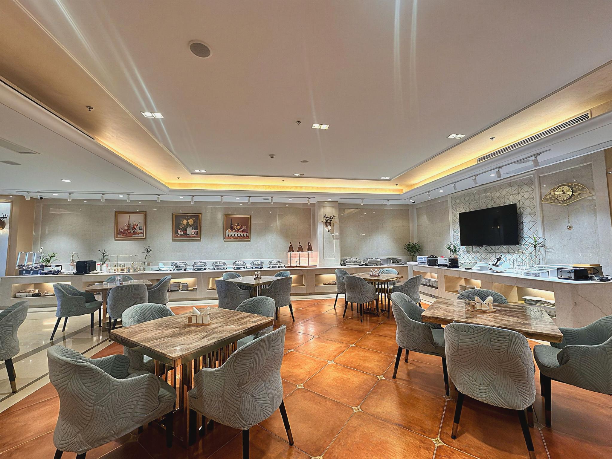 Vienna International Hotel (Wuxi Taihu Expo Center) 34/47