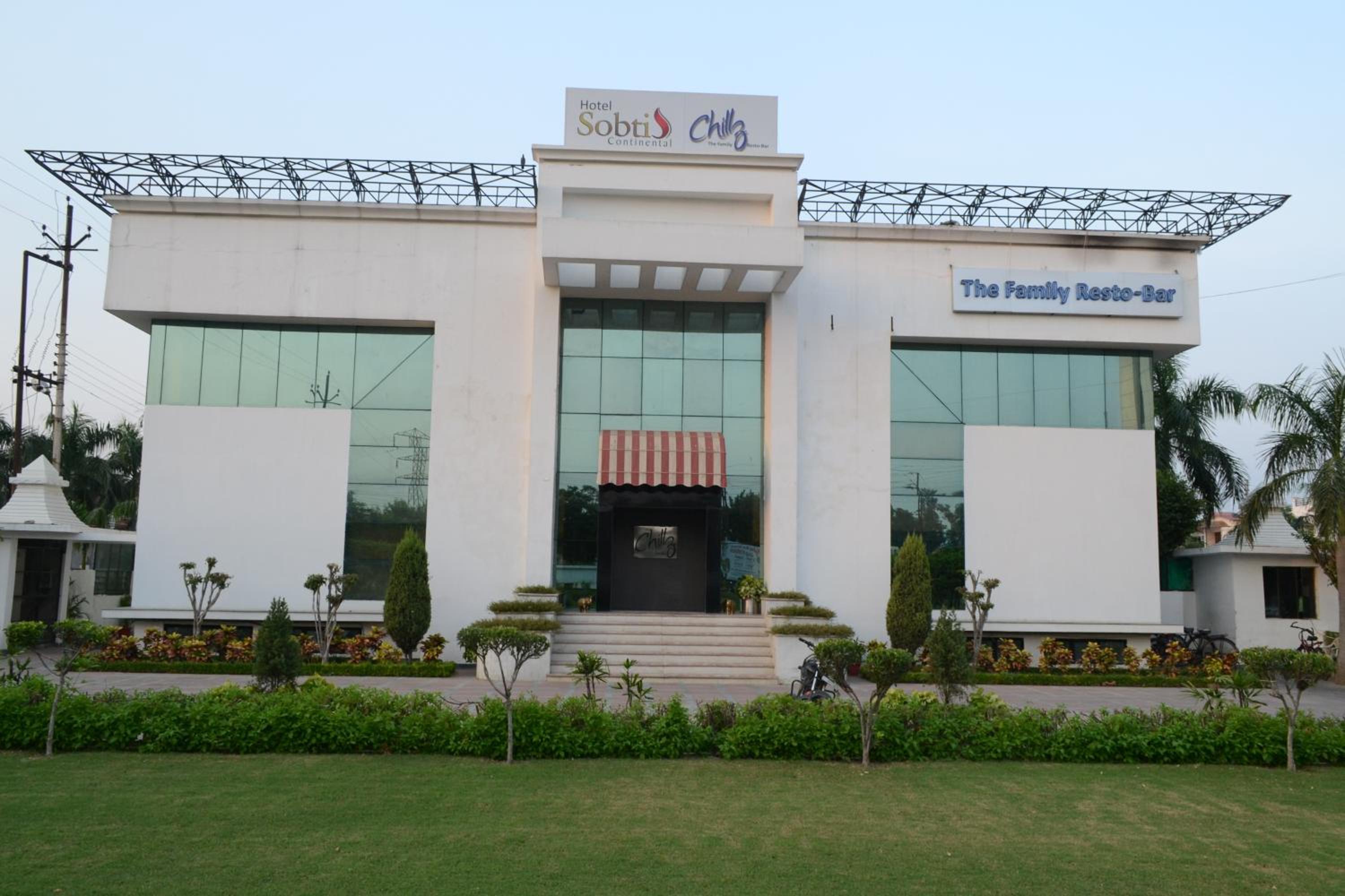 Hotel Sobti Continental 6/37