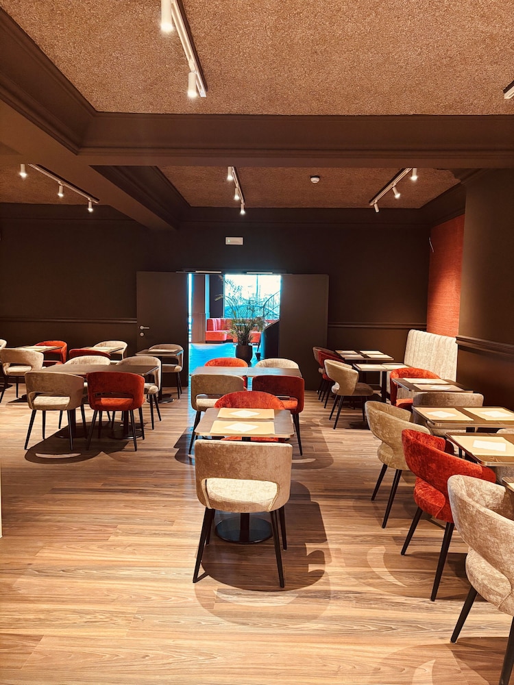 Hotel Prado 64/68