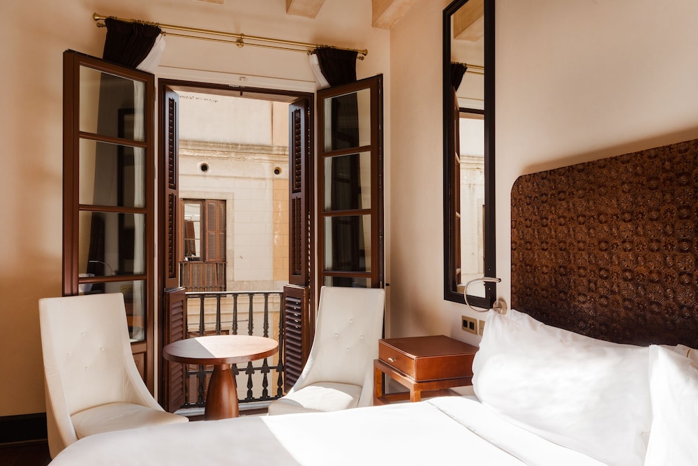 Hotel DO Plaça Reial 48/67
