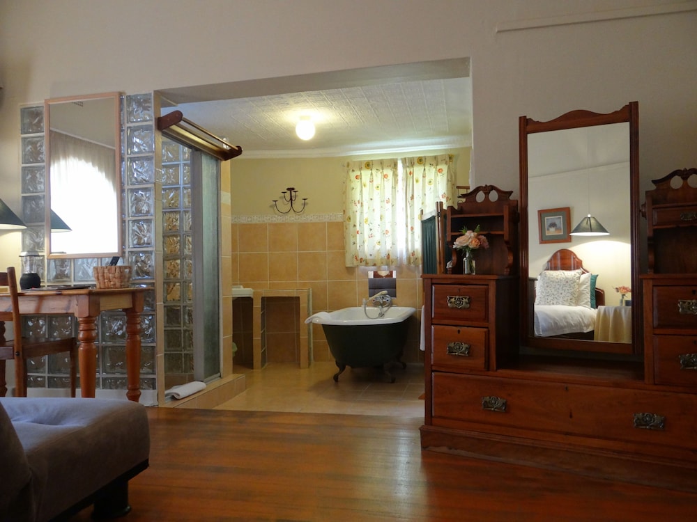 Die Agterplaas B&B 5/50