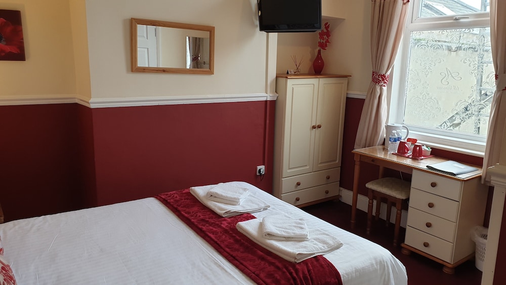 All Seasons Guest House 3/38