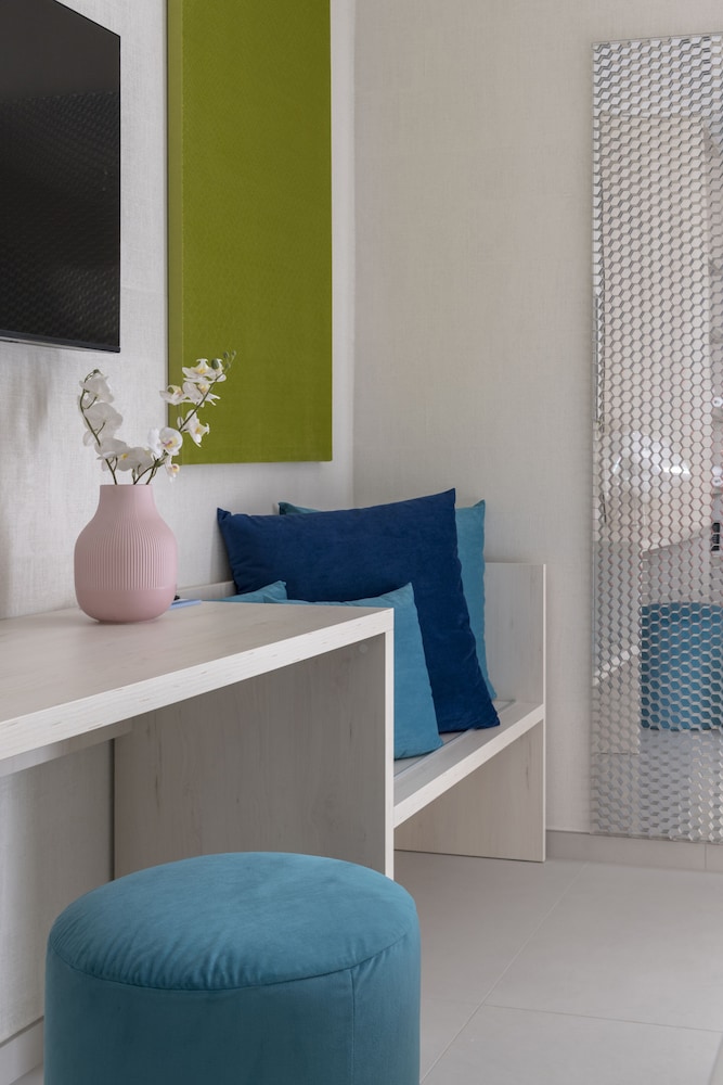 Demo Hotel Design Emotion 8/50