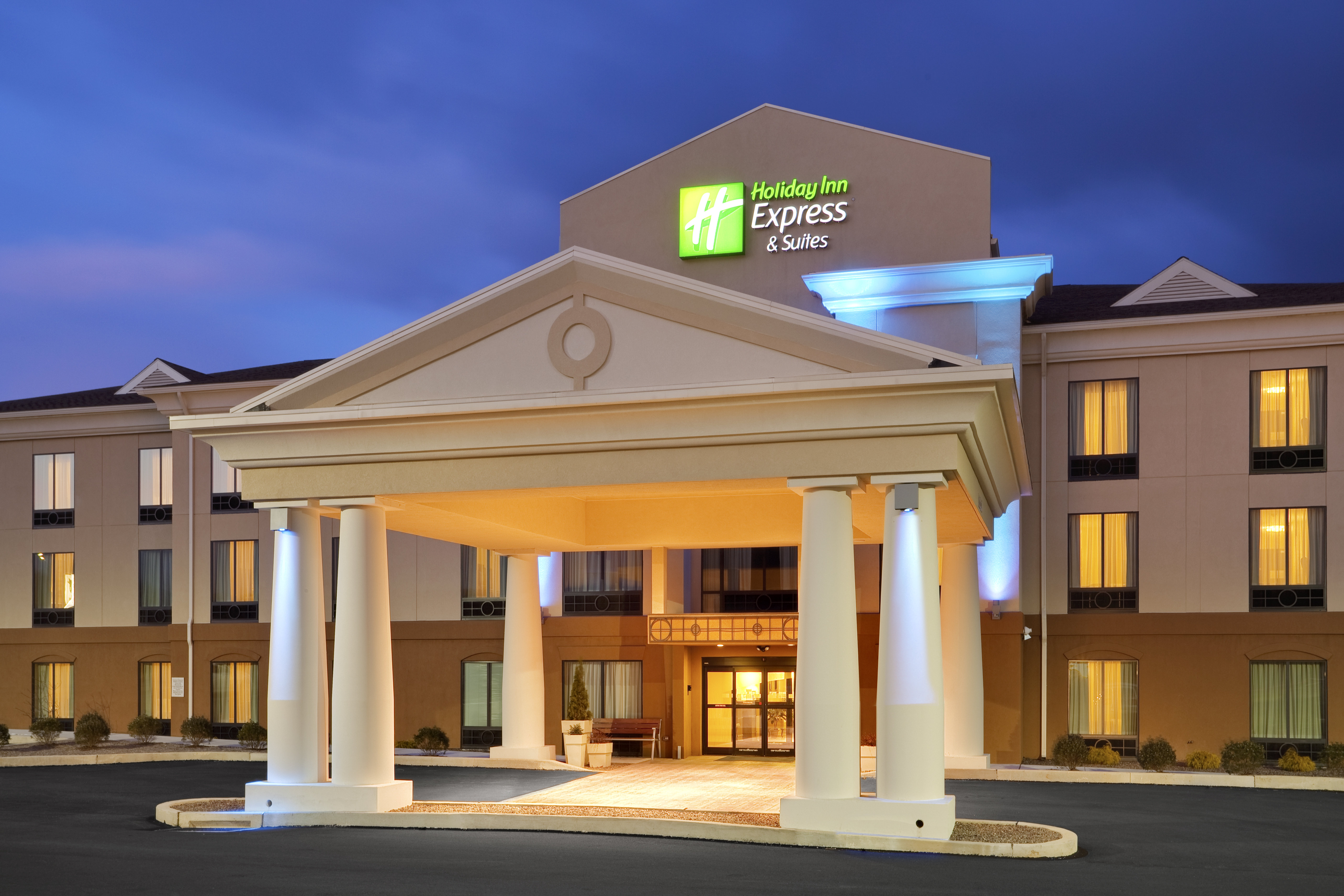Holiday Inn Express Hotel Suites Lebanon 2/51