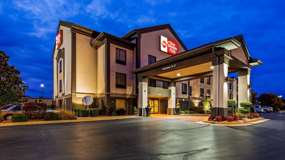 Best Western Plus Midwest City Inn & Suites 1/27