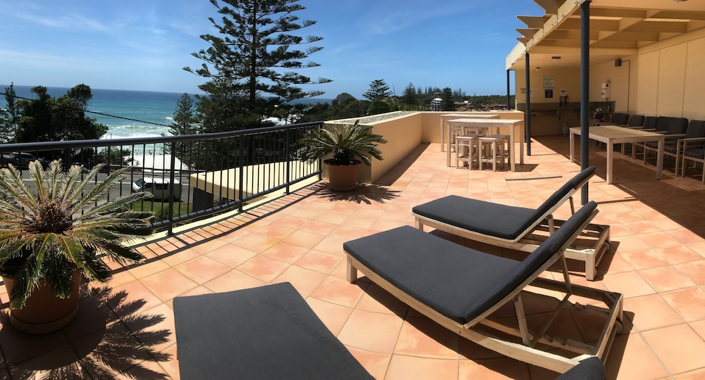 Beachside Holiday Apartments 33/49