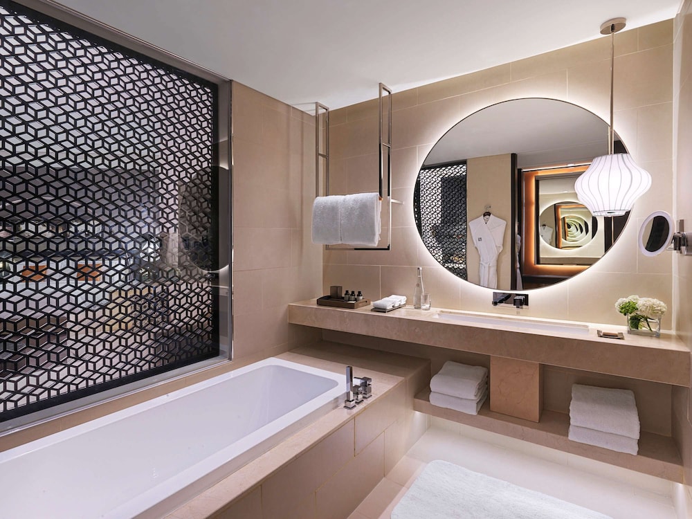 فيرمونت الرياض(Fairmont Riyadh) 68/69