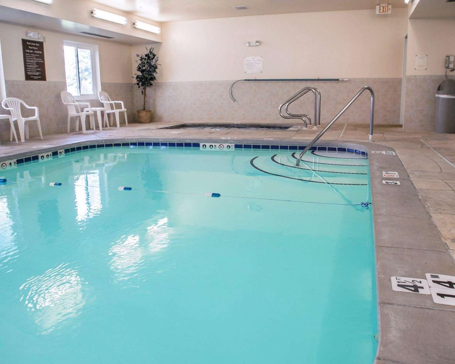 Sleep Inn & Suites Davenport - Quad Cities 9/19