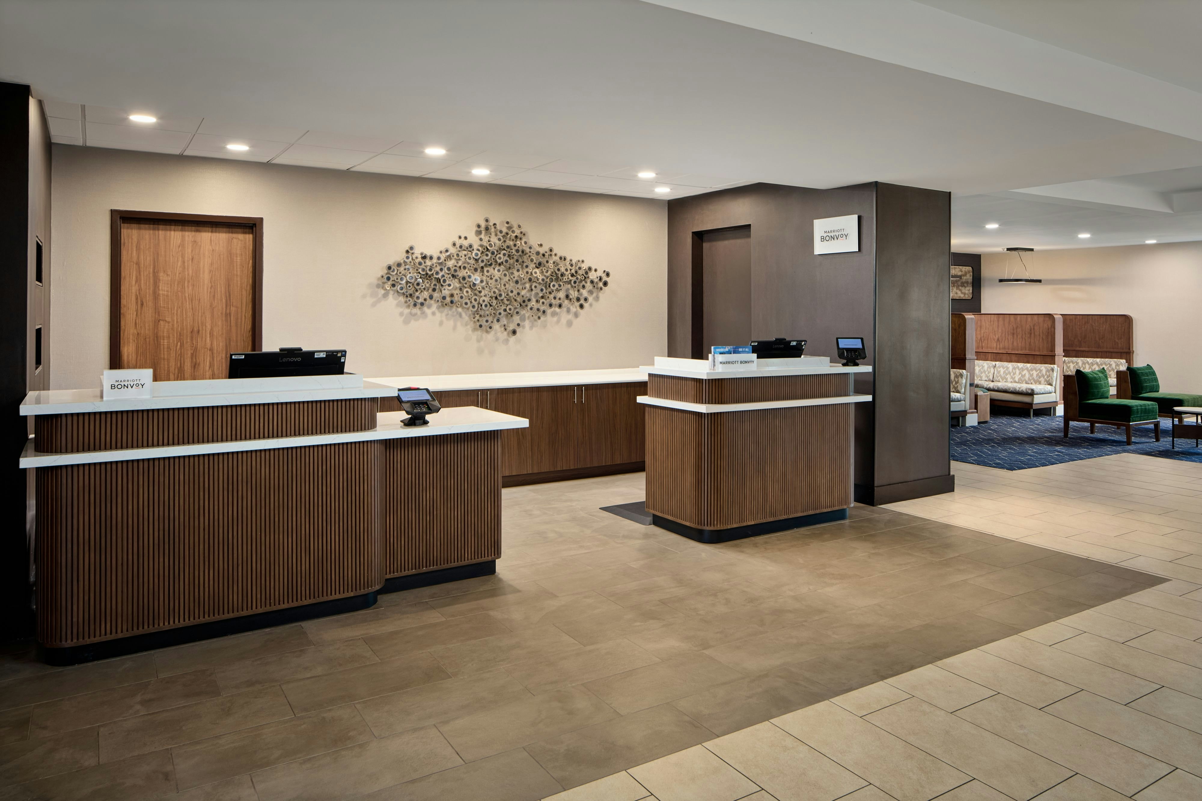 Lobby at Courtyard By Marriott Washington Dulles Airport Chantilly, CHANTILLY - VA