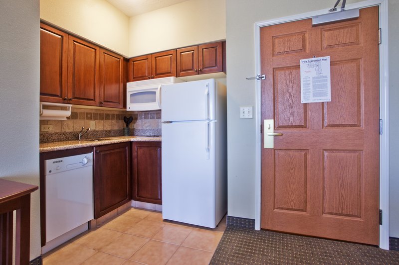 STAYBRIDGE SUITES AUGUSTA 36/64
