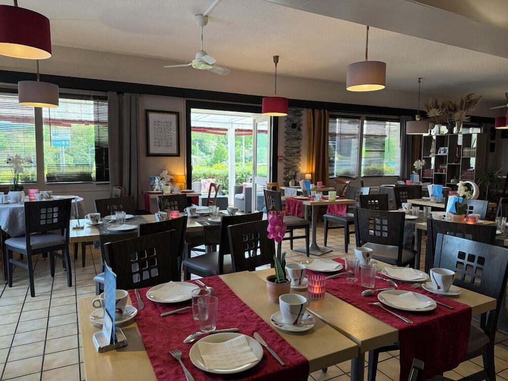 Brit Hotel Besancon l'Horloge 32/50