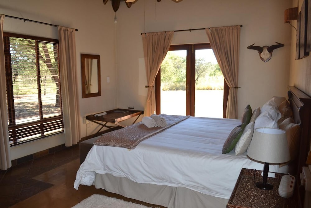 Makhato 84 Bush Lodge 10/45