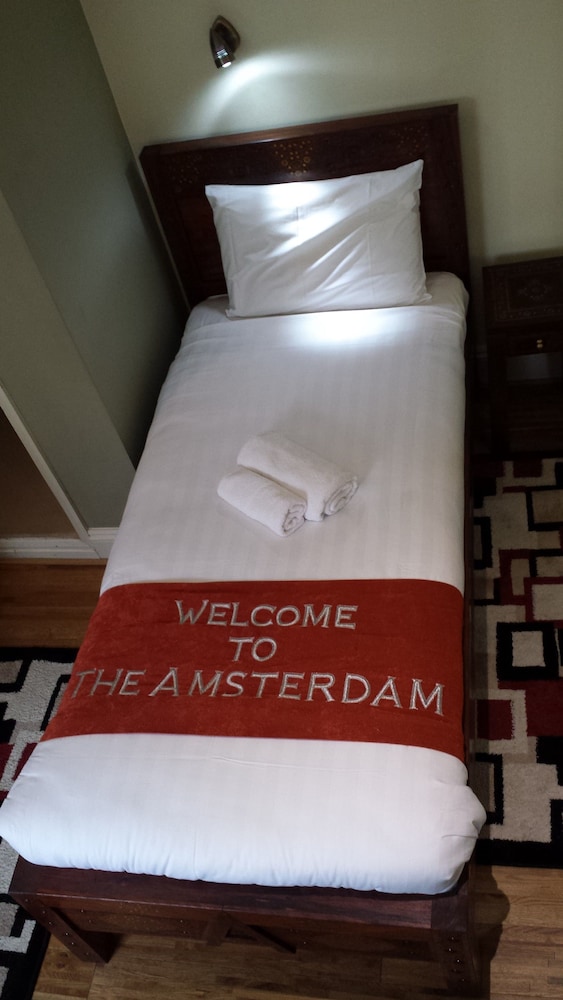 Amsterdam Hotel 19/70