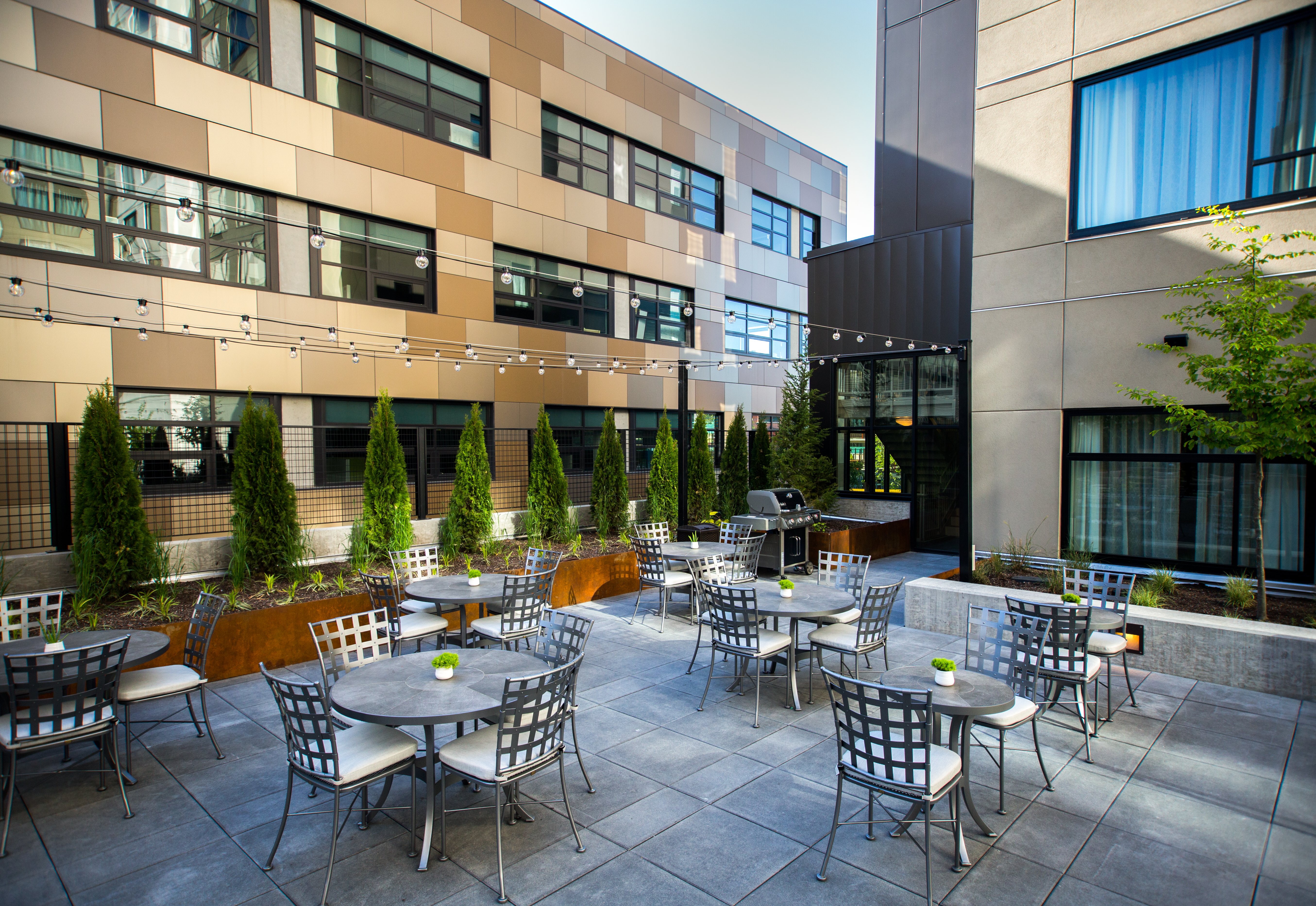 Staybridge Suites Seattle - South Lake Union 69/75