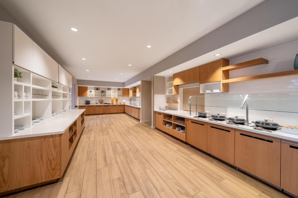 Hyatt House Sacramento Airport - Natomas 11/46