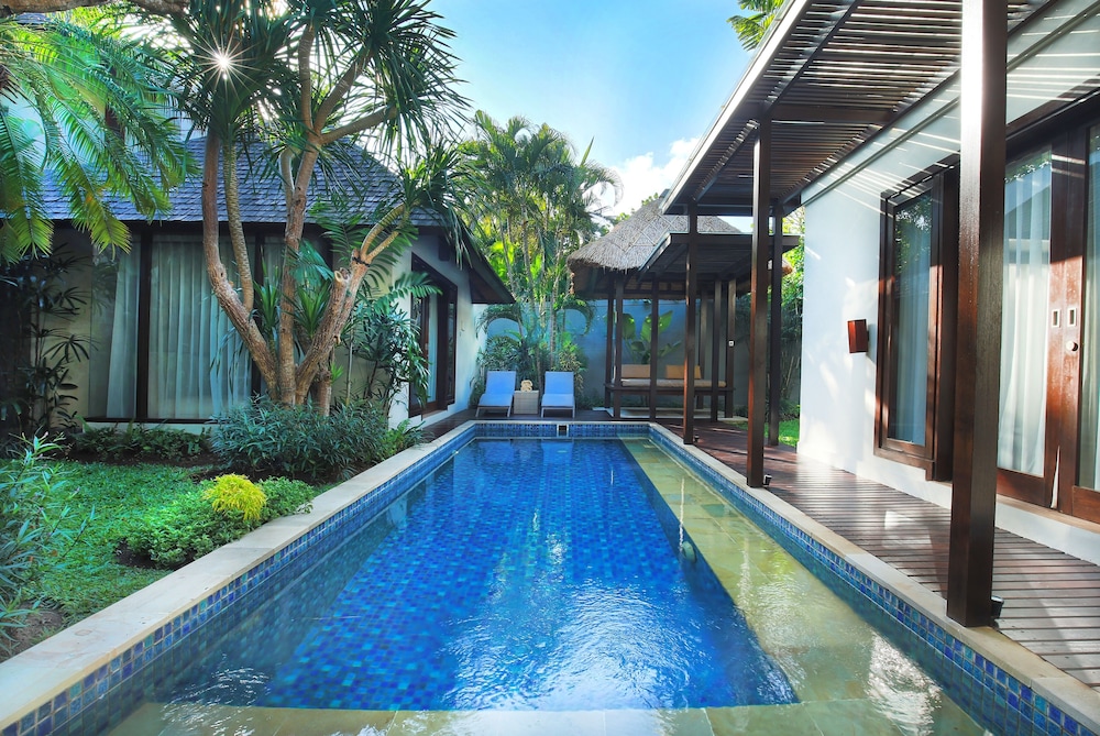 Le Jardin Villas Seminyak 36/50